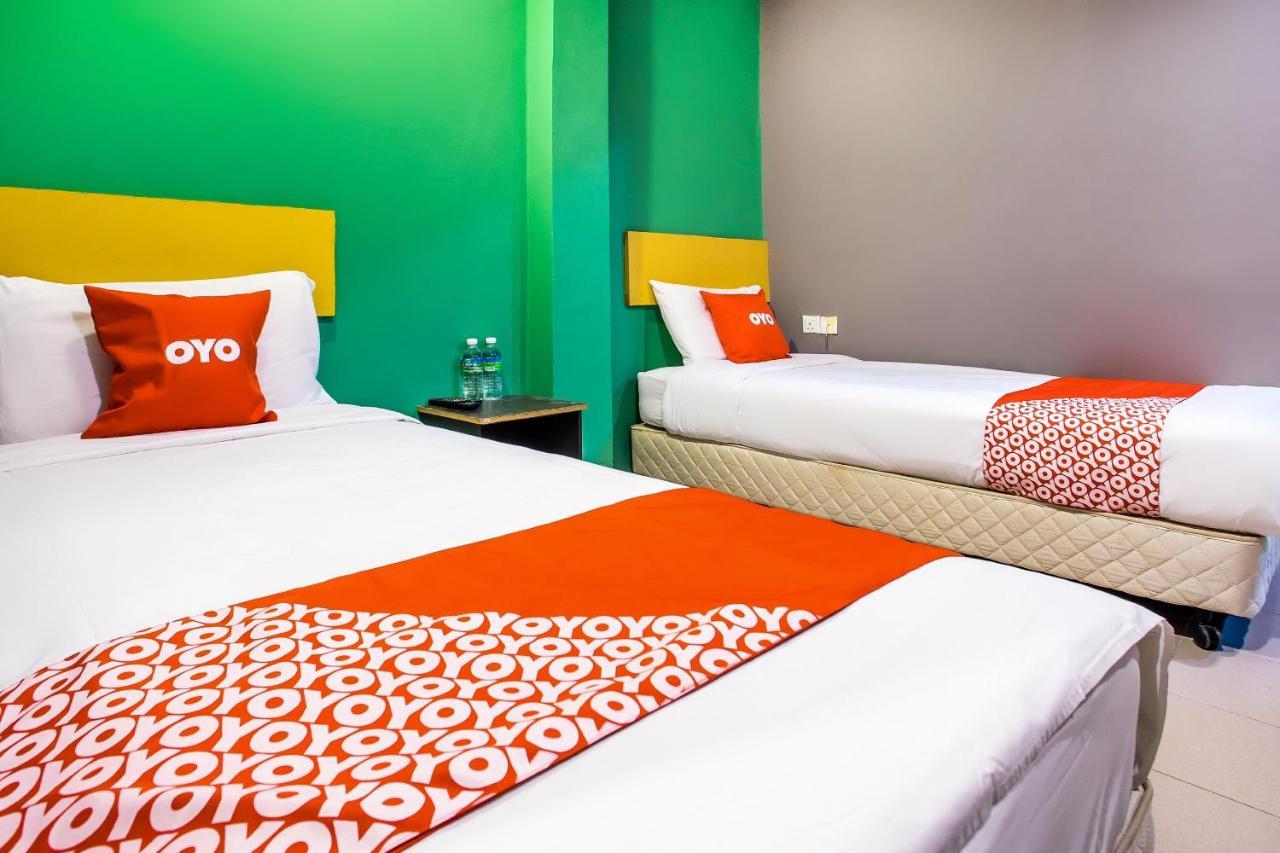 Oyo 89688 Alor Street Hotel Куала-Лумпур Экстерьер фото