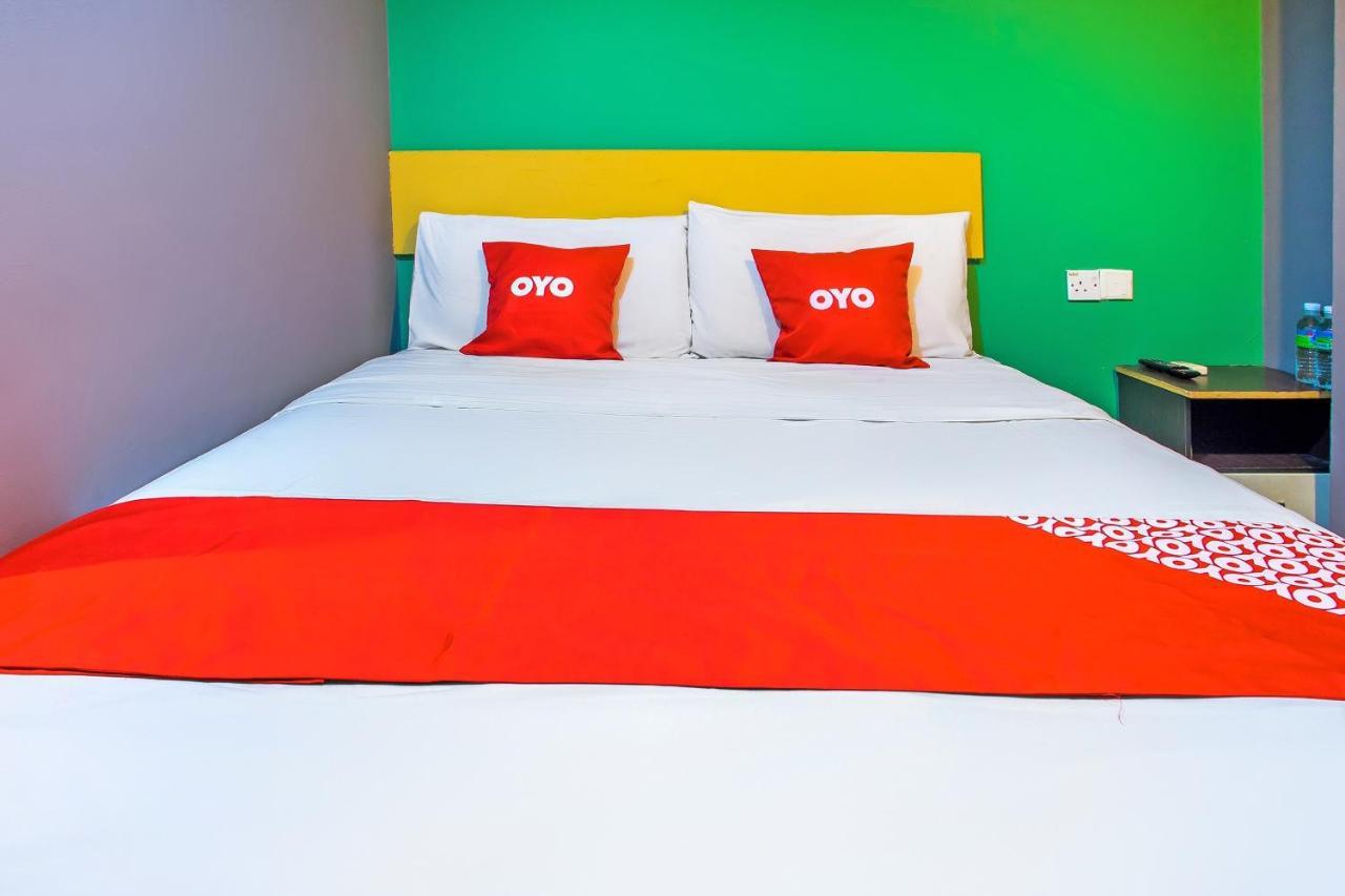 Oyo 89688 Alor Street Hotel Куала-Лумпур Экстерьер фото