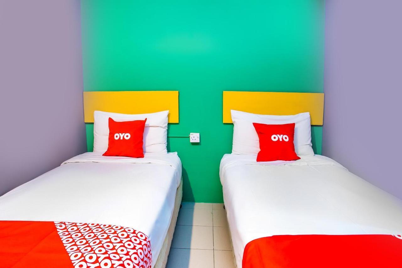 Oyo 89688 Alor Street Hotel Куала-Лумпур Экстерьер фото