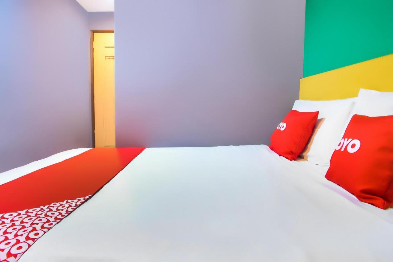 Oyo 89688 Alor Street Hotel Куала-Лумпур Экстерьер фото