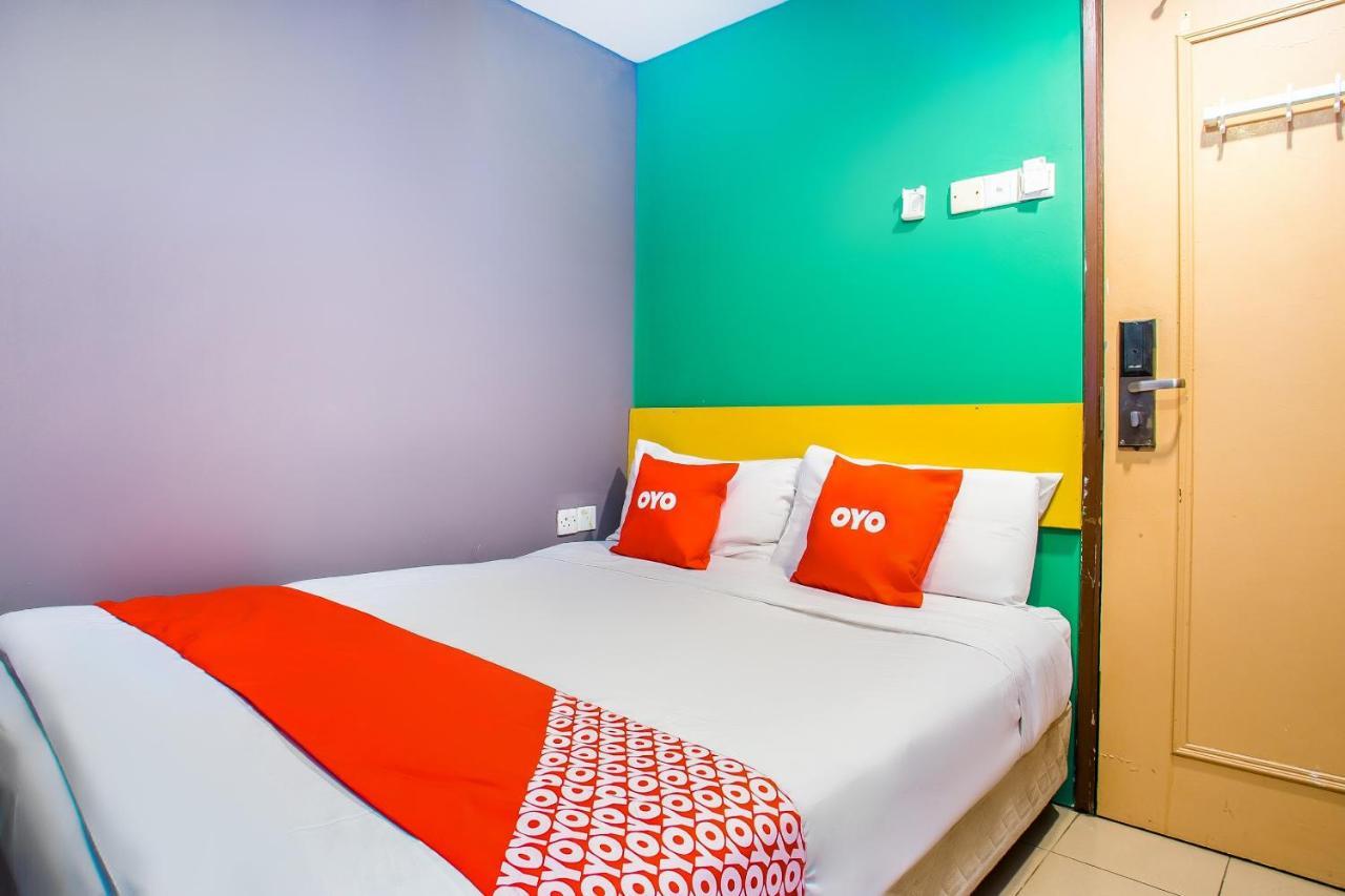 Oyo 89688 Alor Street Hotel Куала-Лумпур Экстерьер фото